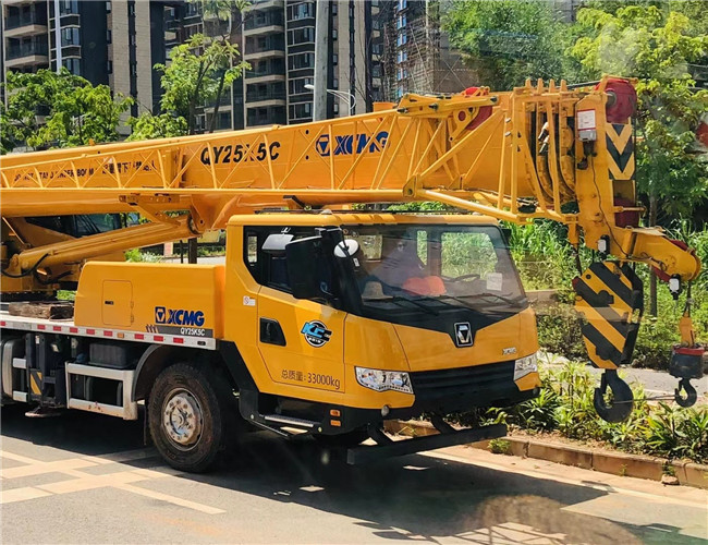 广陵区大件设备吊装租赁吊车